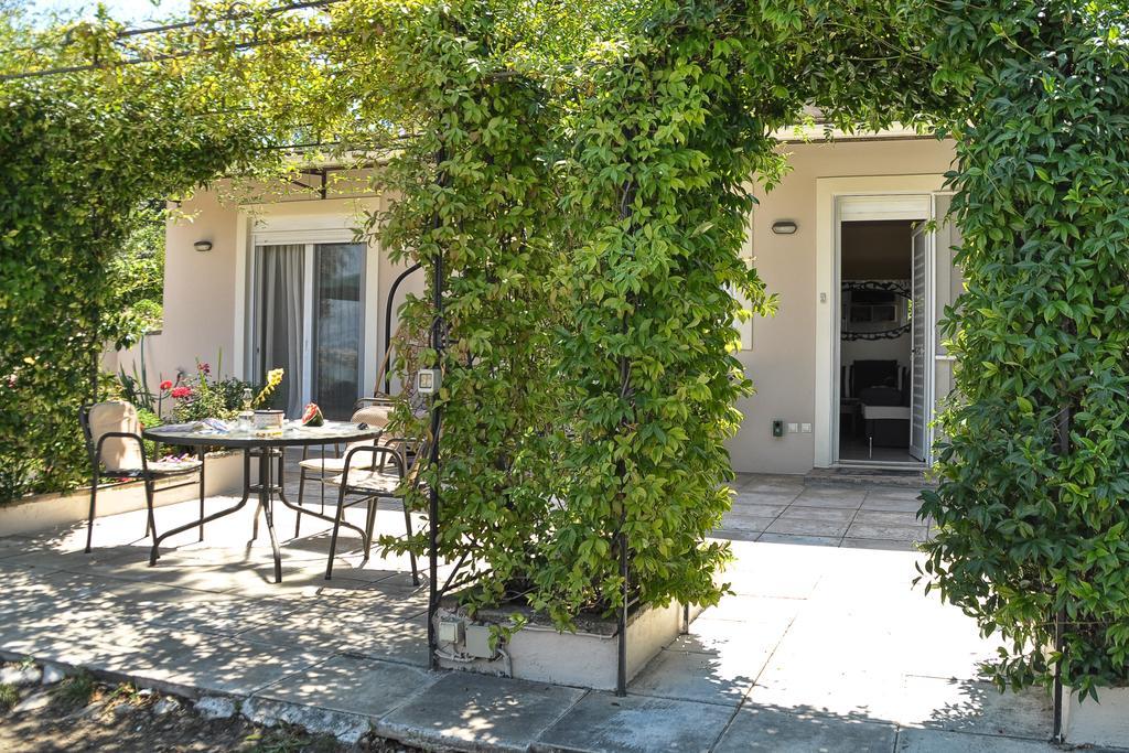 Villa Olga'S Hill Perama  Exterior foto