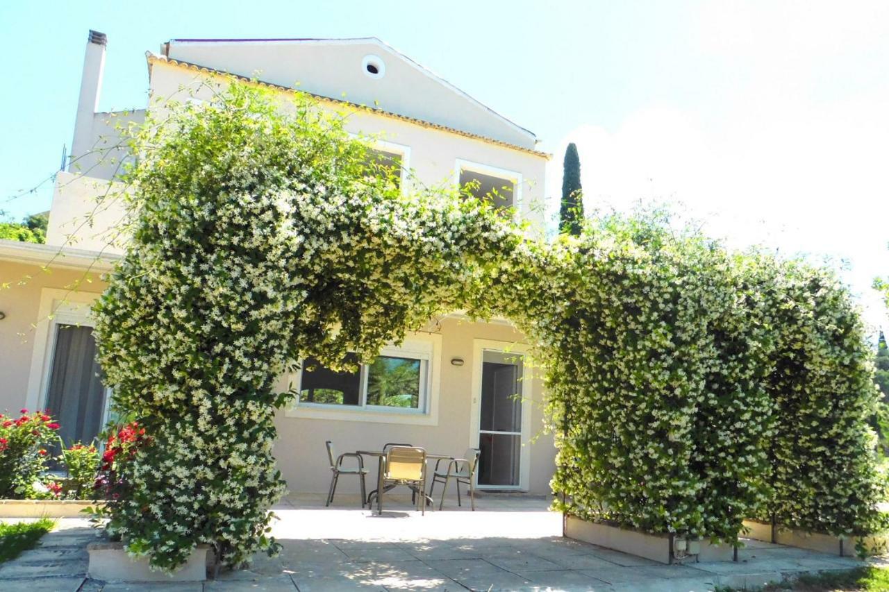 Villa Olga'S Hill Perama  Exterior foto